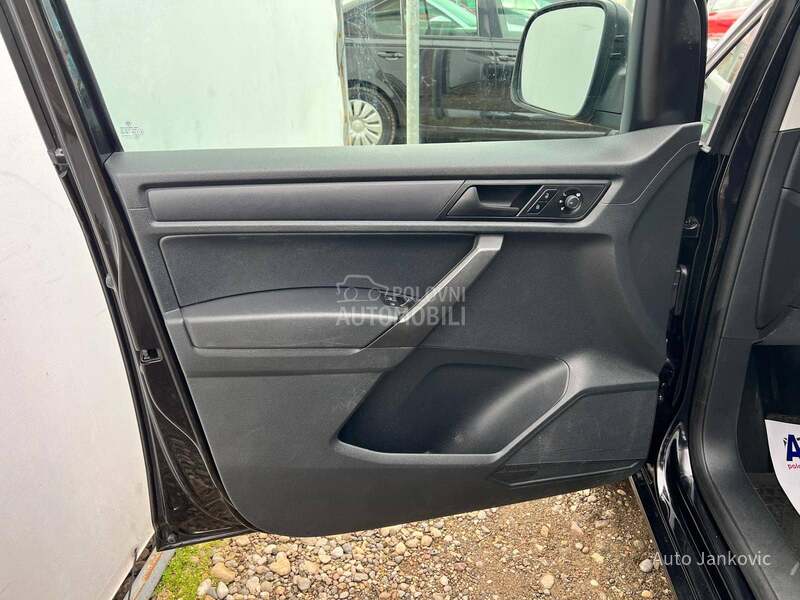 Volkswagen Caddy Maxi M E T A N