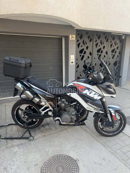 KTM 990 SMT