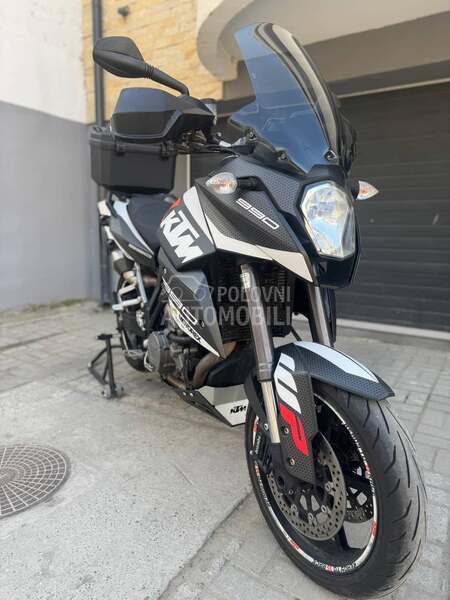 KTM 990 SMT