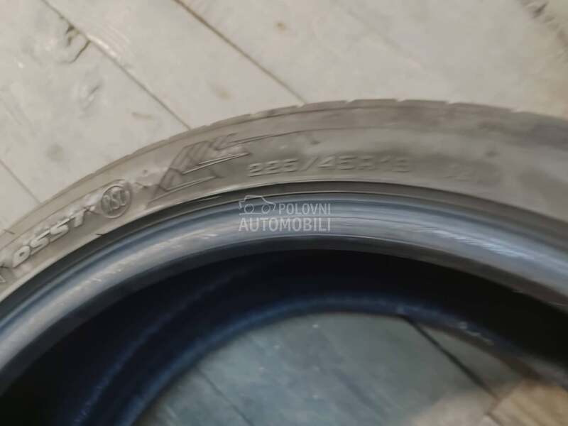 Dunlop 225/45 R19 Letnja
