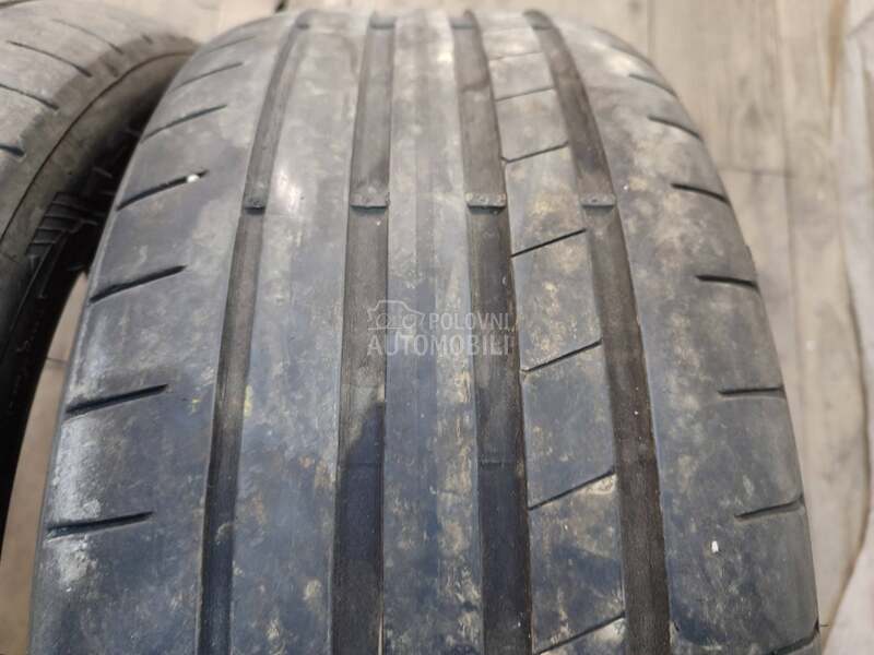 Dunlop 225/45 R19 Letnja