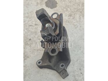 Nosac menjaca za Nissan Qashqai od 2014. do 2021. god.