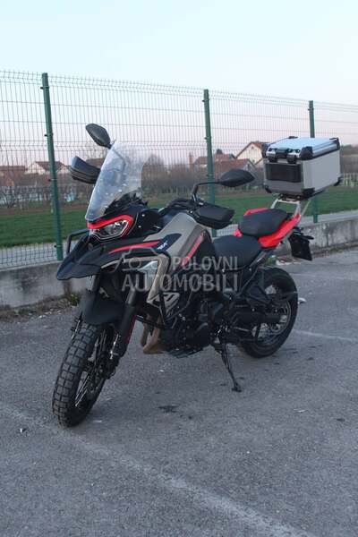Benelli TRK 702X
