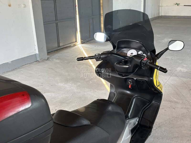 Yamaha Tmax