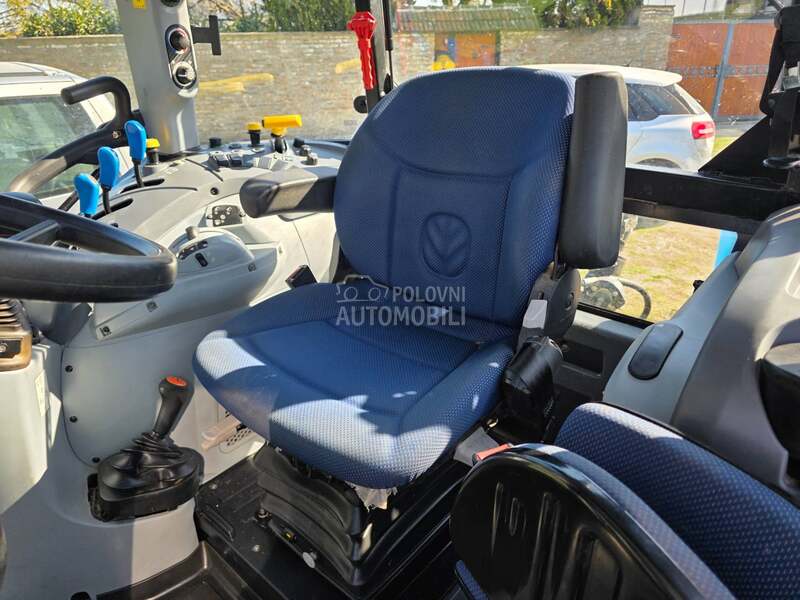 New Holland T5. 115