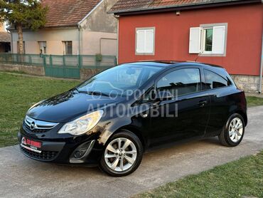 Opel Corsa D 1.4 SPORT NA.VI