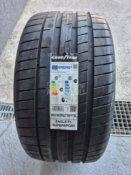 Goodyear 285/30 R22 Letnja