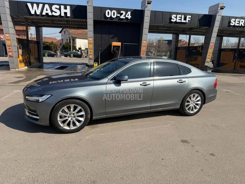 Volvo S90 