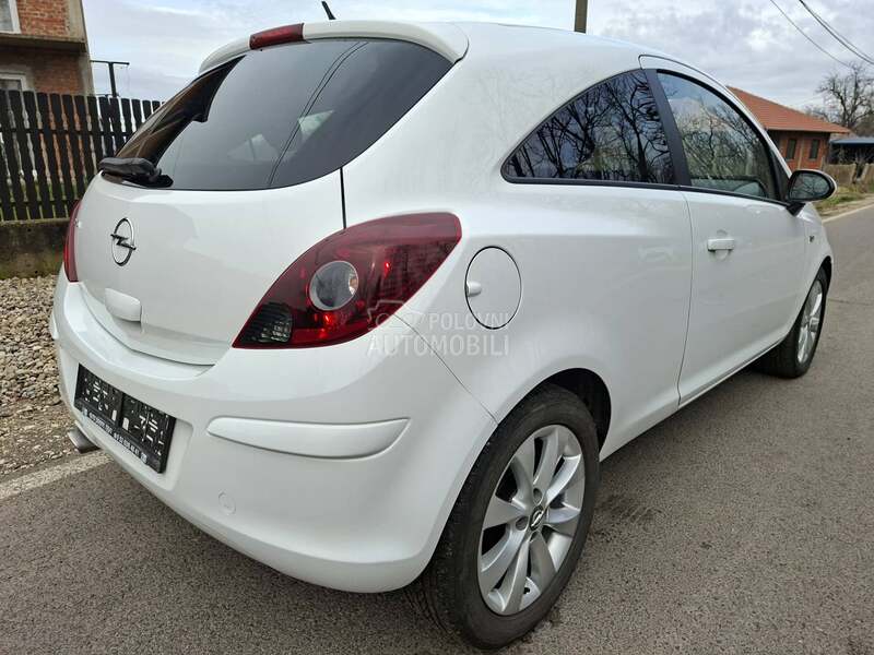 Opel Corsa D 