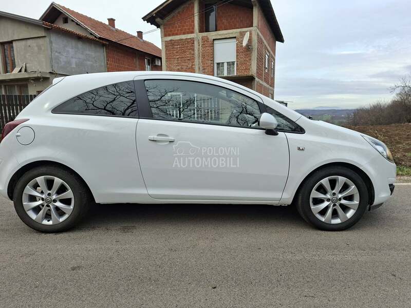 Opel Corsa D 