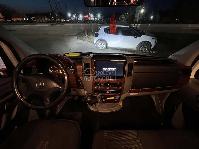 Mercedes Benz sprinter 515