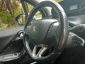 Peugeot 208 7,7,0,0,0 RATA 75e