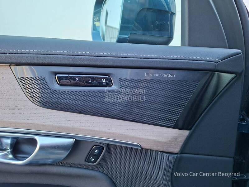 Volvo XC90 B5 AWD PLUS BRIGHT