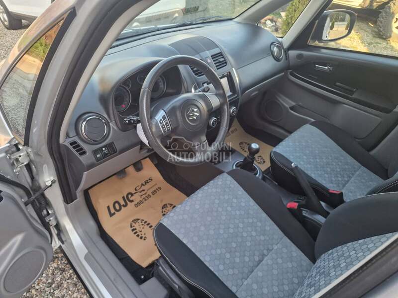 Suzuki SX4 4.X4