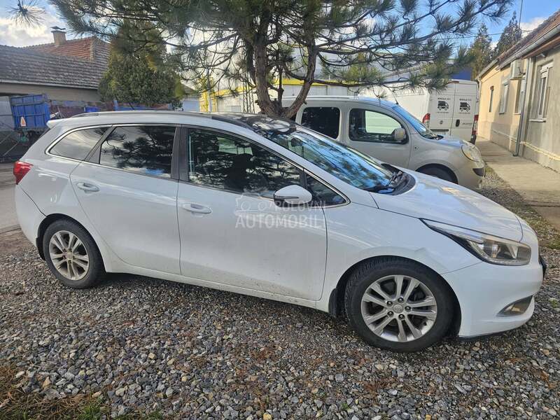 Kia cee`d sw 