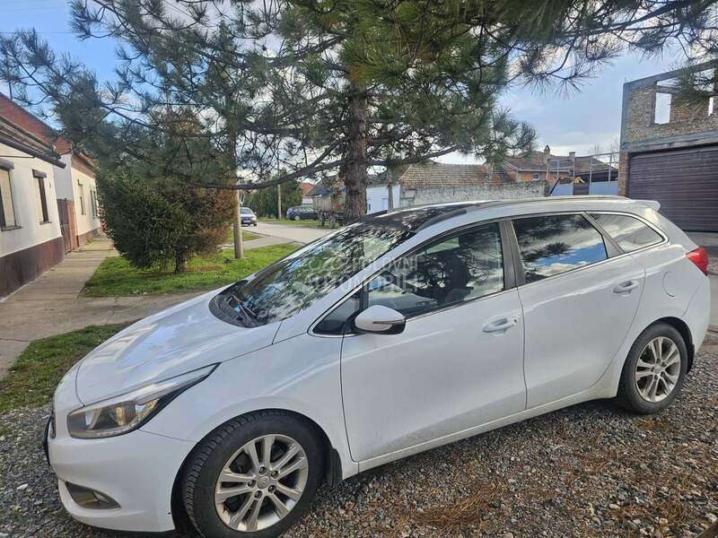 Kia cee`d sw 