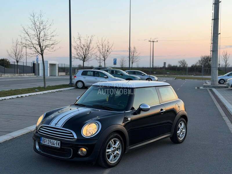 MINI One 