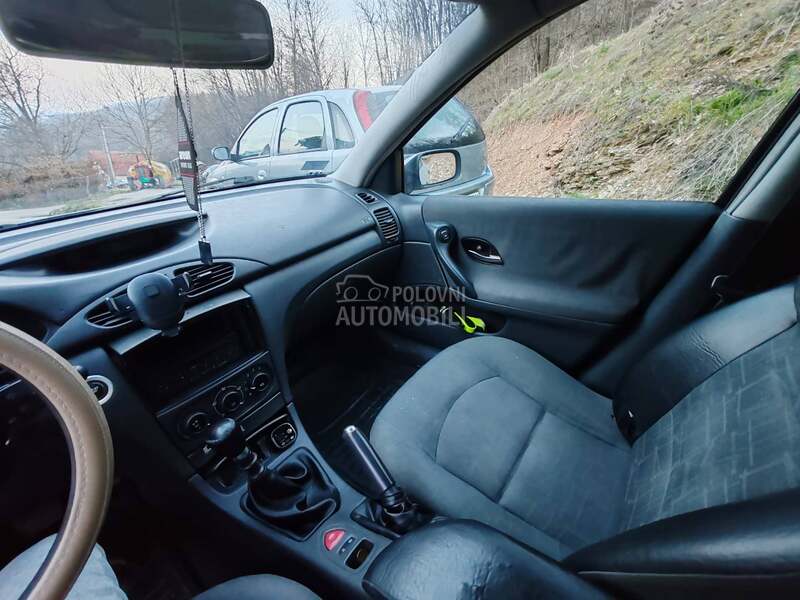 Renault Laguna 
