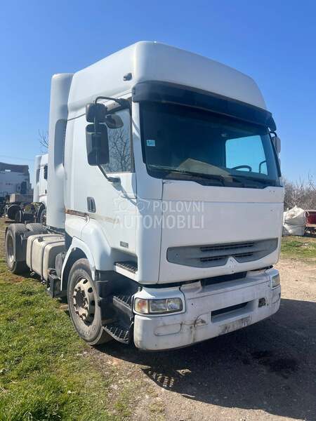 Renault Premium
