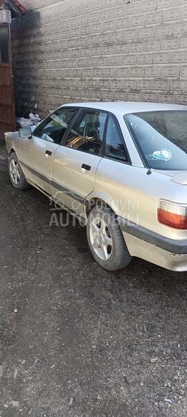 Audi 80 