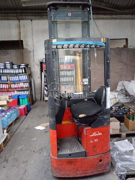 Regslni viljuškar LINDE