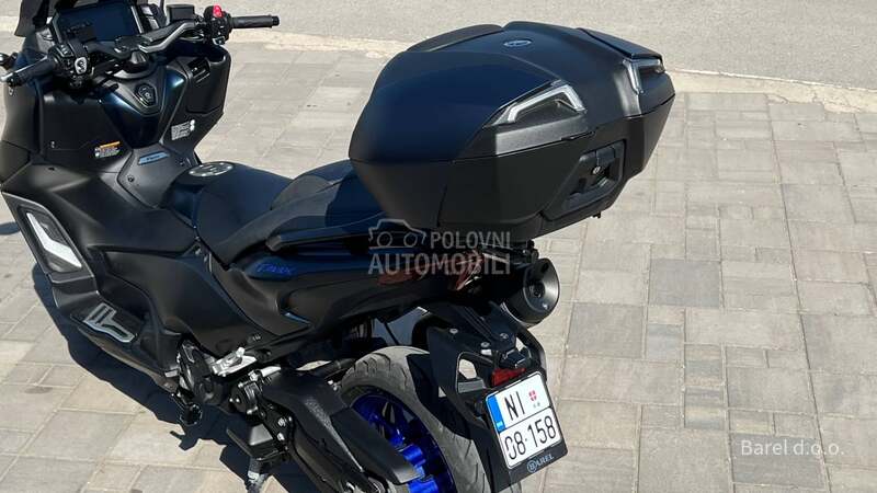 Yamaha TMAX 560