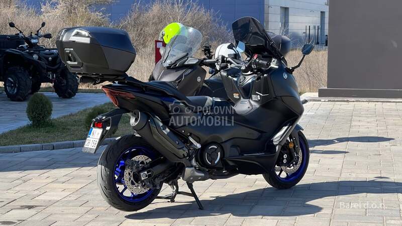 Yamaha TMAX 560