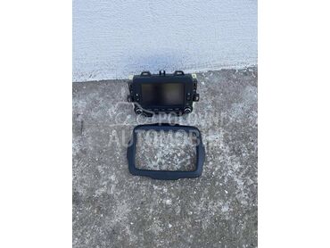 Multimedija za Jeep Renegade