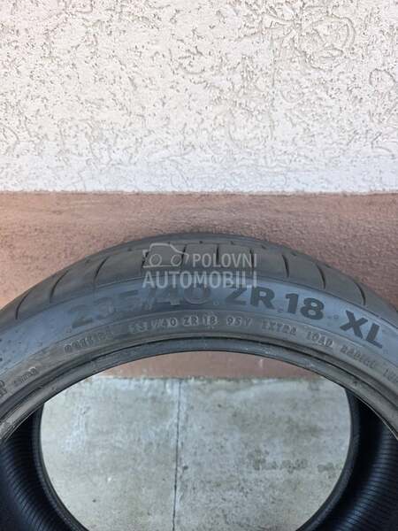Continental 235/40 R18 Letnja