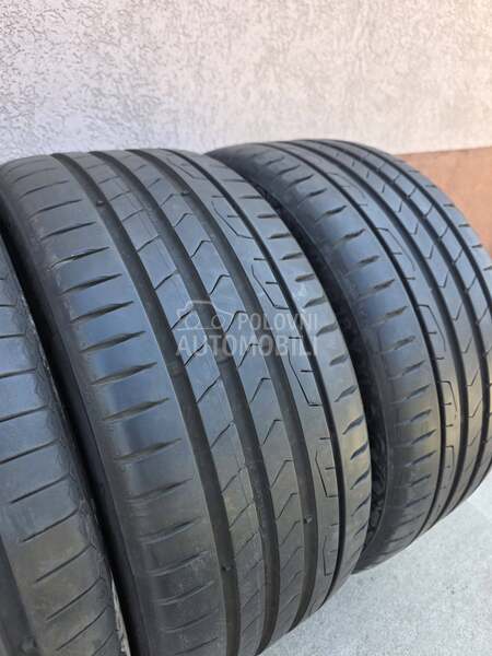 Continental 235/40 R18 Letnja