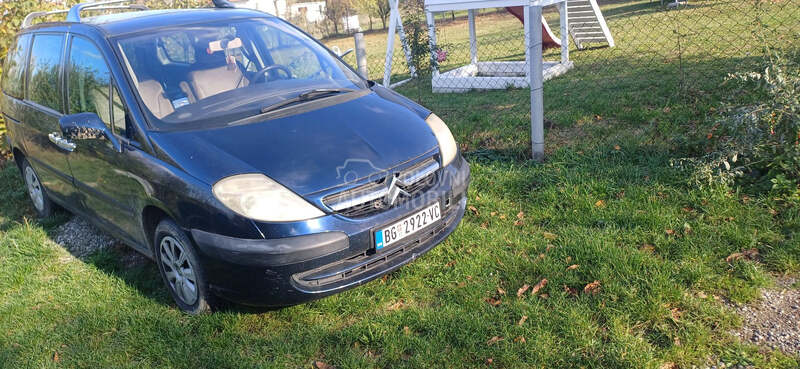Citroen C8 