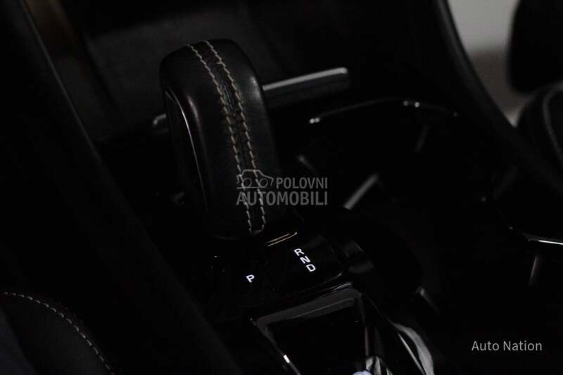 Volvo XC40 T3 R-Design