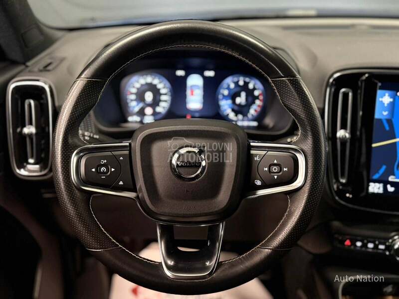 Volvo XC40 T3 R-Design