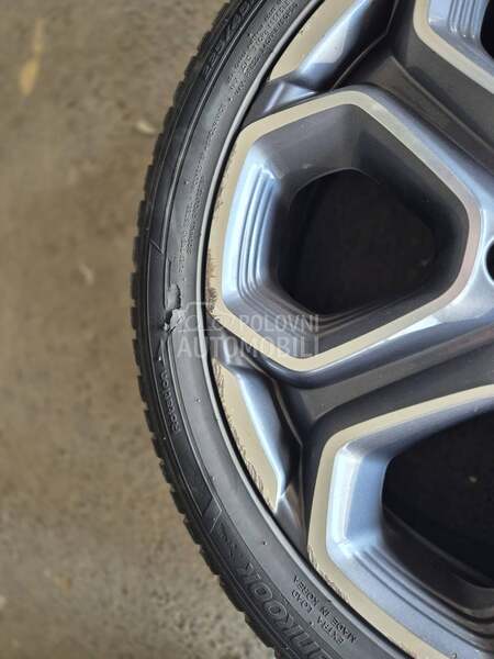 Hankook 225/45 R19 Sve sezone
