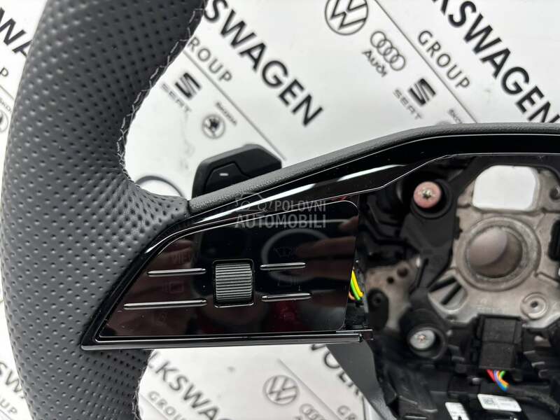 Volan S-Line, Touch komande