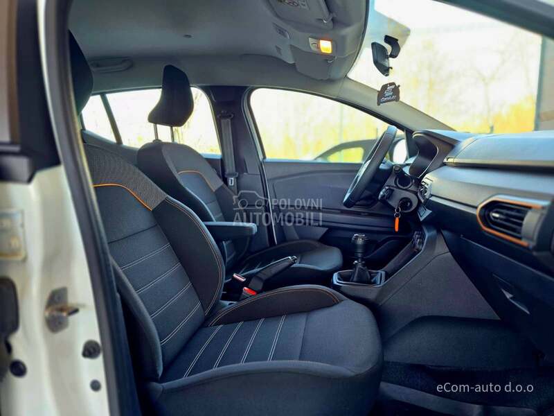 Dacia Stepway 1.0 TCE ESSENTIAL