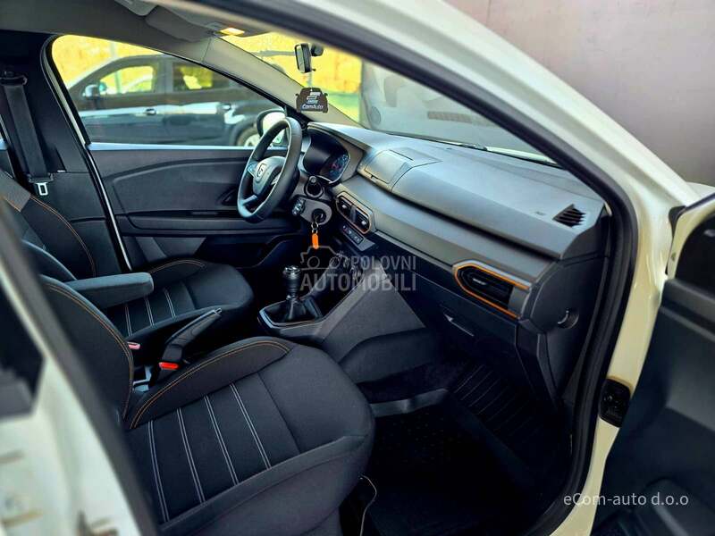 Dacia Stepway 1.0 TCE ESSENTIAL