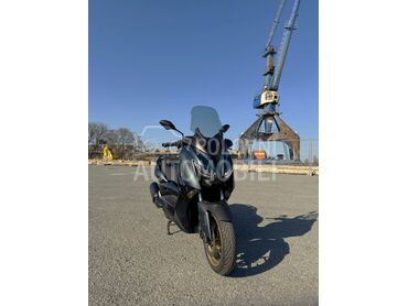 Yamaha X max 300