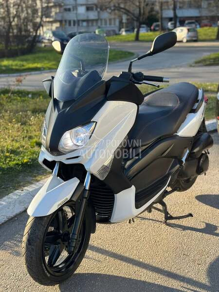 Yamaha xmax 250 x max