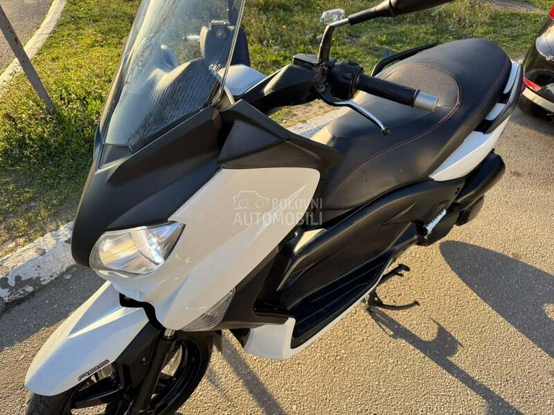 Yamaha xmax 250 x max