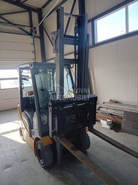 Jungheinrich TFG 320 S