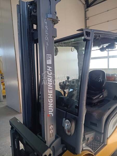 Jungheinrich TFG 320 S