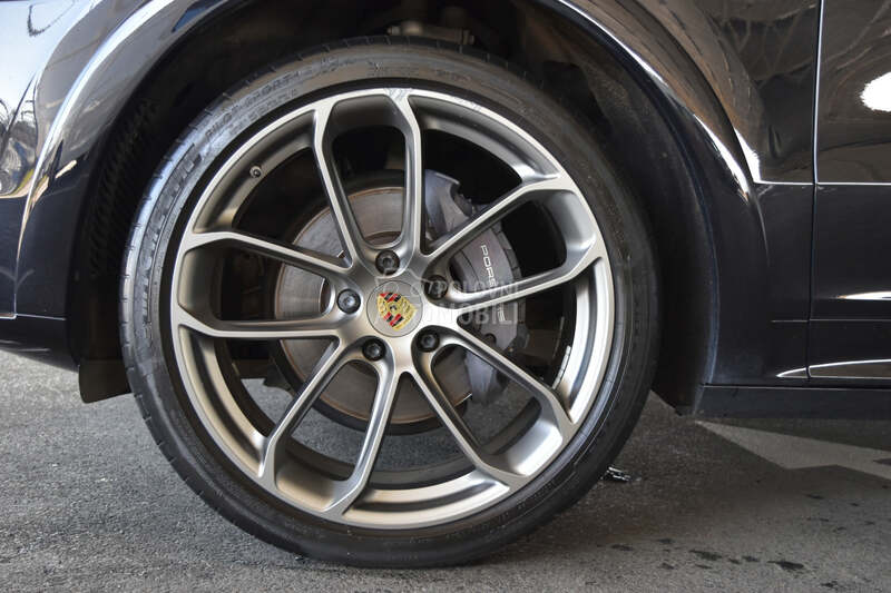 Porsche Cayenne Coupe