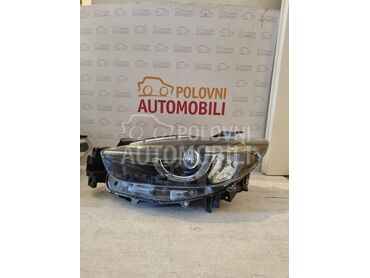 Desni xenon far za Mazda CX-5 od 2011. do 2015. god.