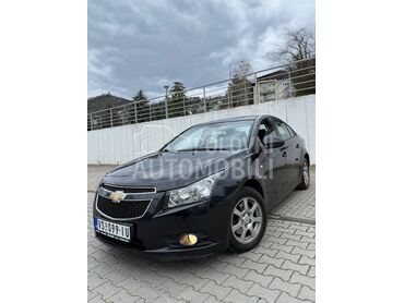 Chevrolet Cruze 2.0D reeg dug0