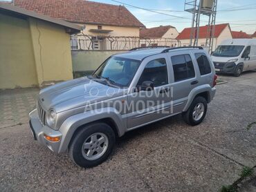 Jeep Liberty 2.8 CRD 4x4