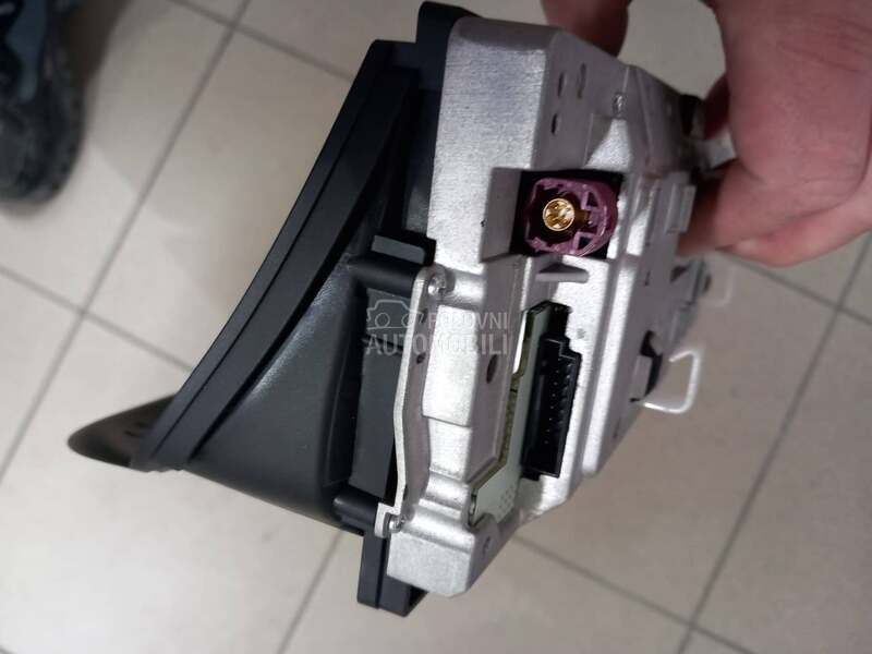 display navigacija za e90