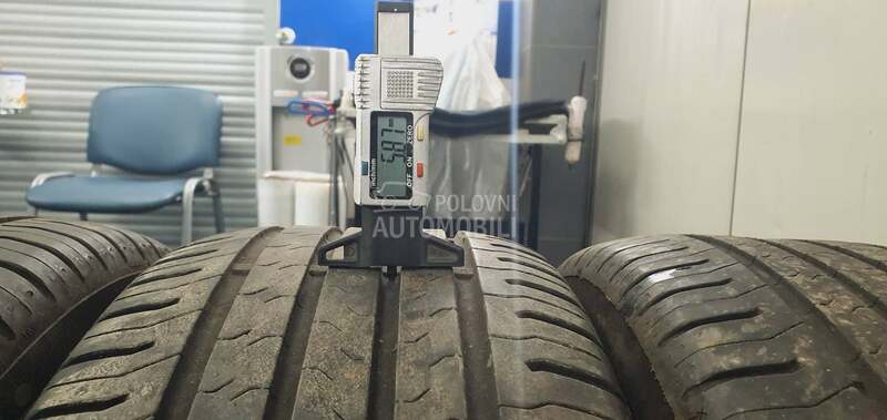Continental 215/55 R17 Letnja