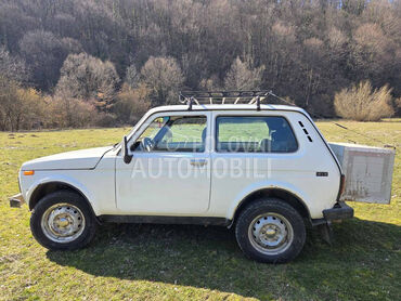 Lada Niva 