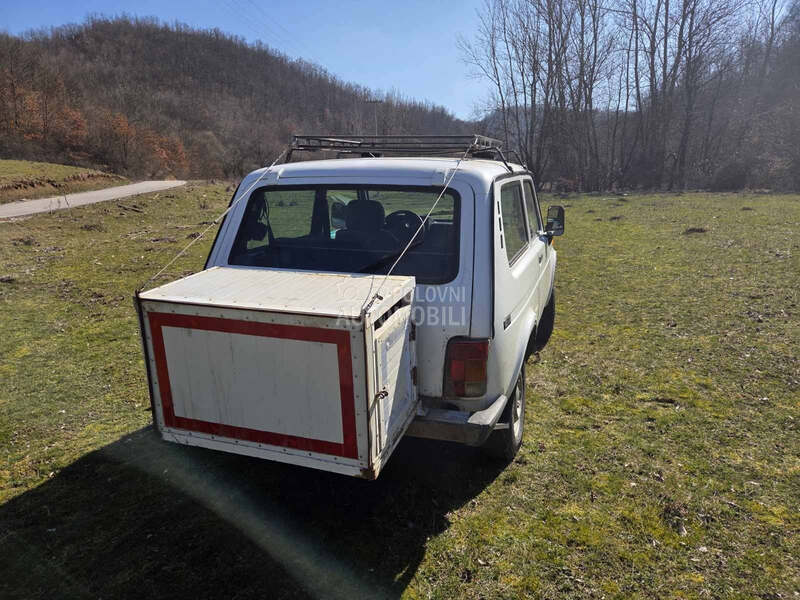 Lada Niva 